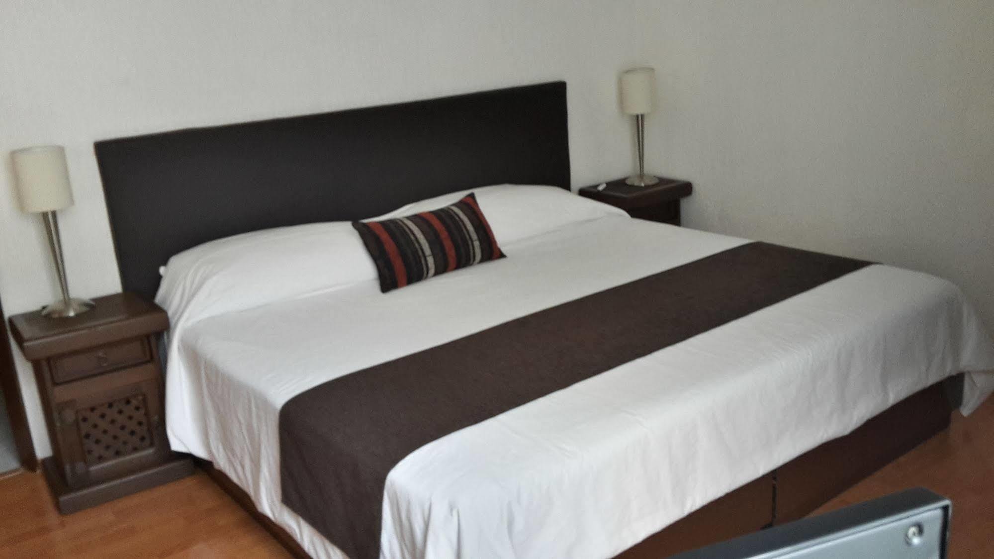 Grupo Kings Suites - Horacio 1525 México DF Exterior foto